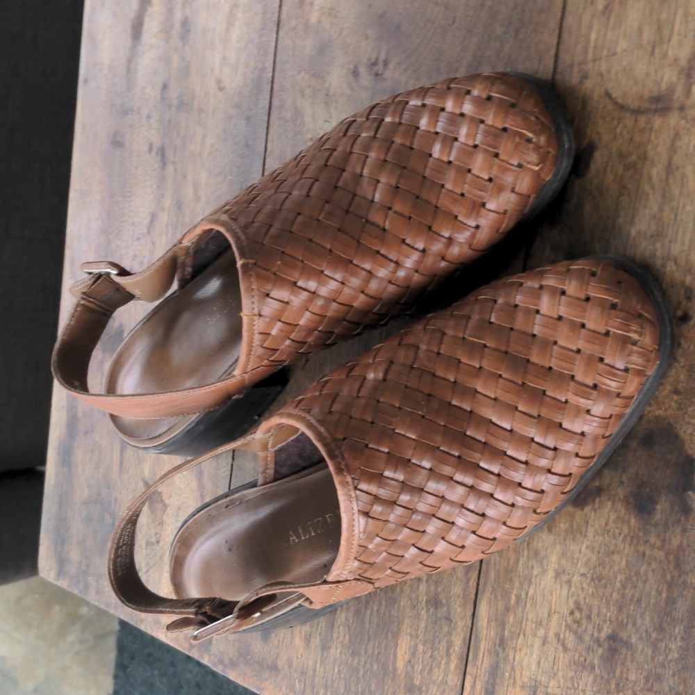 Vintage Naturalizer Woven Leather Slingback Mules